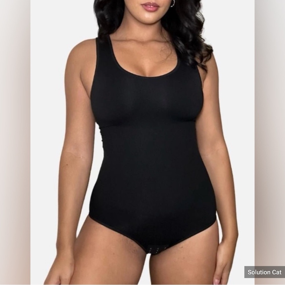 Luxmery Black Sculpting Round Neck Bodysuit, XS-S, BNIP